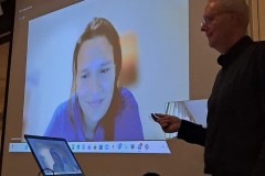 b9c76a1b-35bb-487e-9b05-767e94cac48e-quer