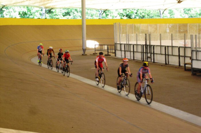 Radrennbahn in Hamburg-Stellingen wegen Einsturzgefahr vorerst stillgelegt