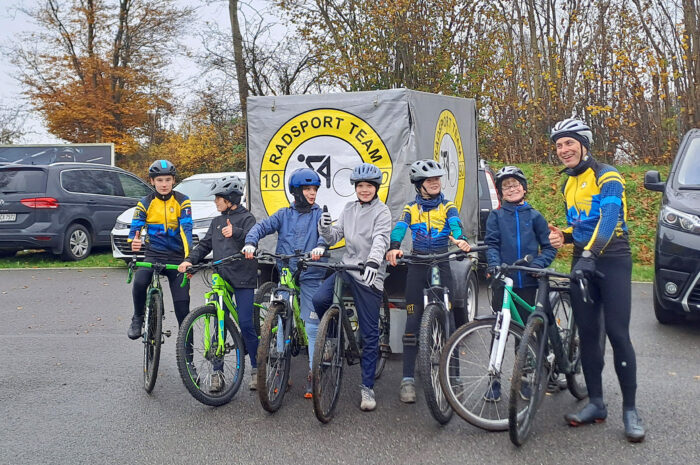 🚴‍♂️ Cyclocross-Action in Bad Oldesloe: Matsch, Mut und Erstplatzierungen!🎉